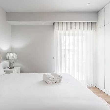 Guestready - Fantastic Overlooking Douro River * Porto