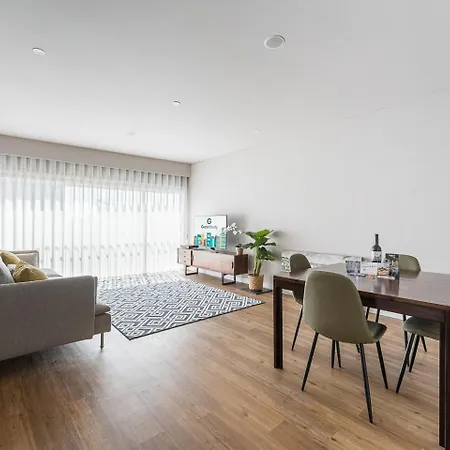 Guestready - Fantastic Overlooking Douro River * Porto